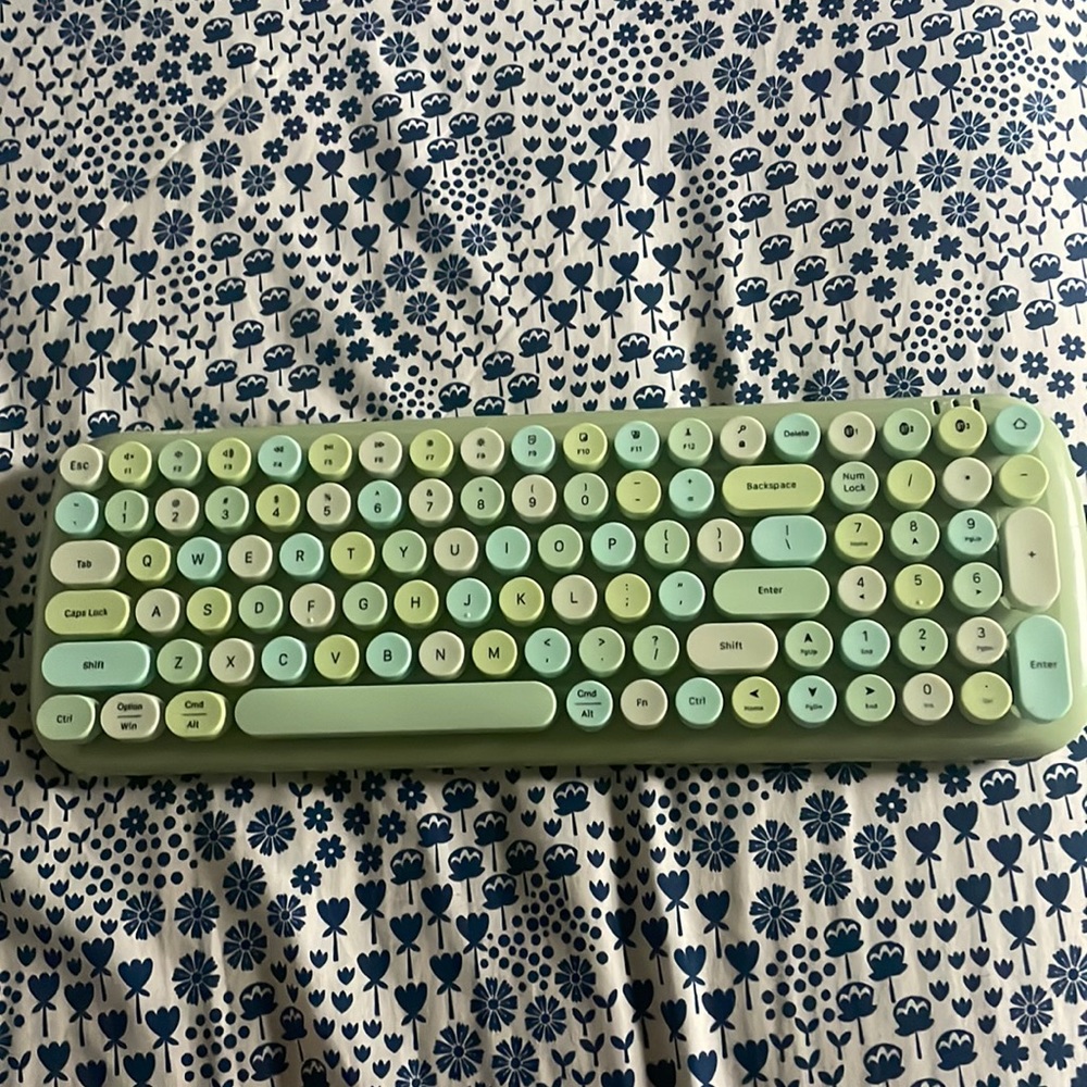 mofii blue and green keyboard